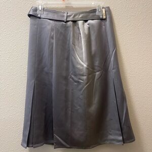 NWT Oscar De La Renta Silver Inverted Flat Pleated Satin Skirt